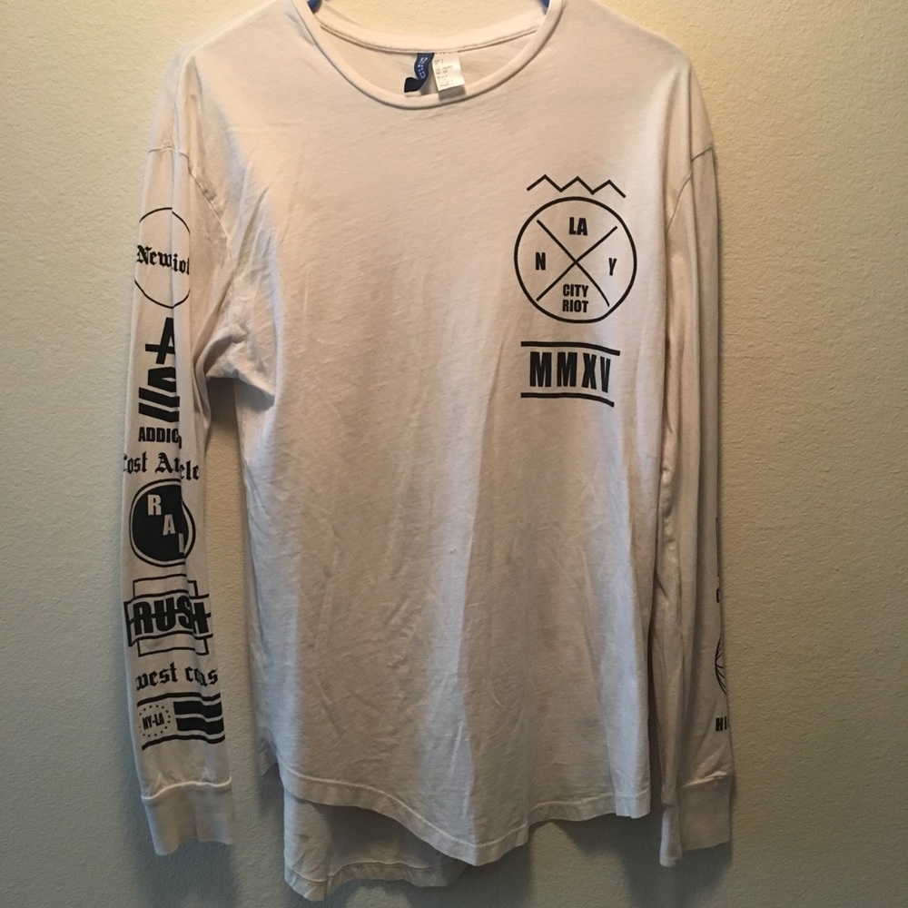 H&M Long Sleeve Extended T-shirt